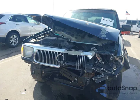 1999 Mercury Mountaineer из США, поврежденный, VIN 4M2ZU55PXXUJ02868